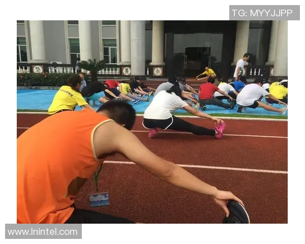 于德豪的成长之路与未来展望：从平凡到卓越的奋斗历程